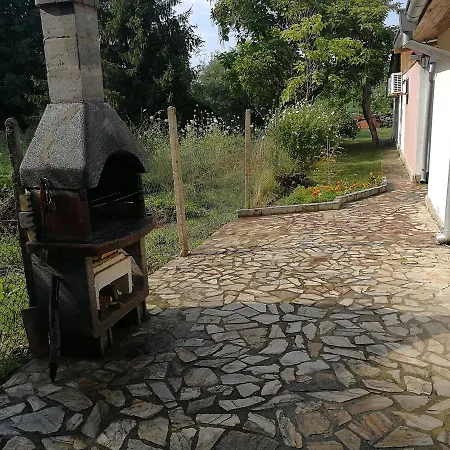 Guest house Ajax